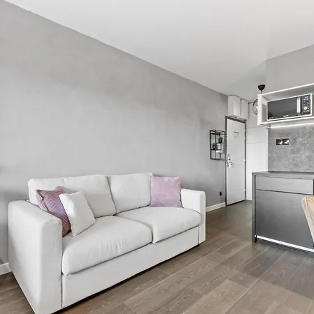 Lam Marble Castle View - Ac - Balcony Appartamento