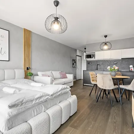 Lam Marble Castle View - Ac - Balcony